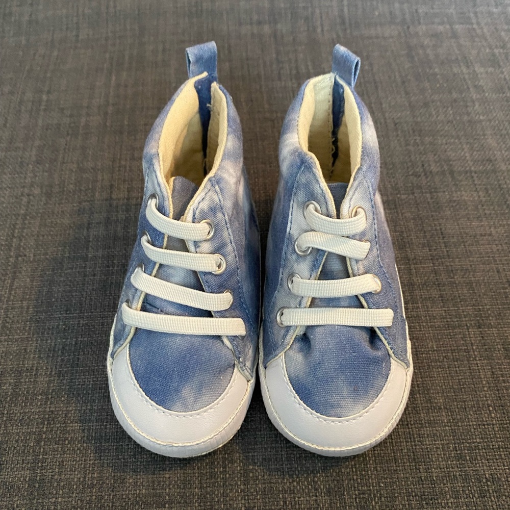 NWOT BabyGap tie dye high top sneakers